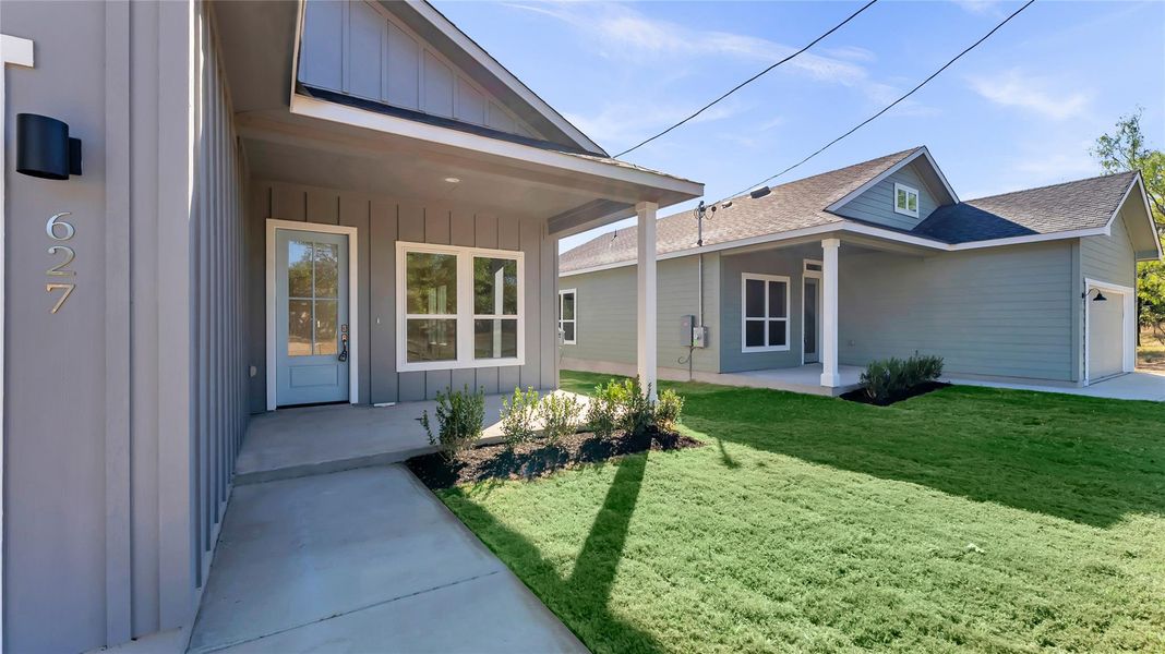 Exterior details and patio area of a home in , Cottonwood Shores (Image 4).