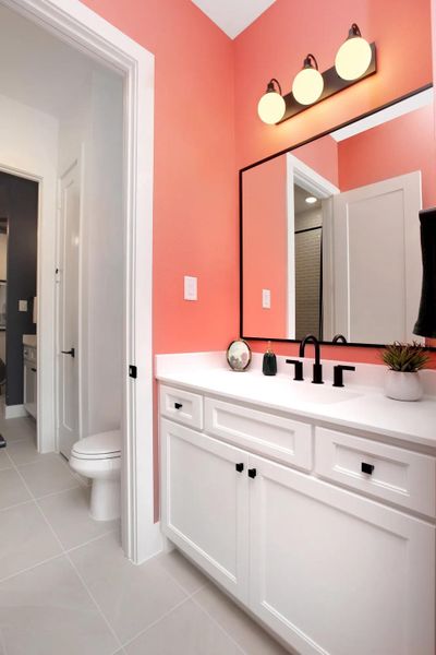 Eastland II Full Bathroom
