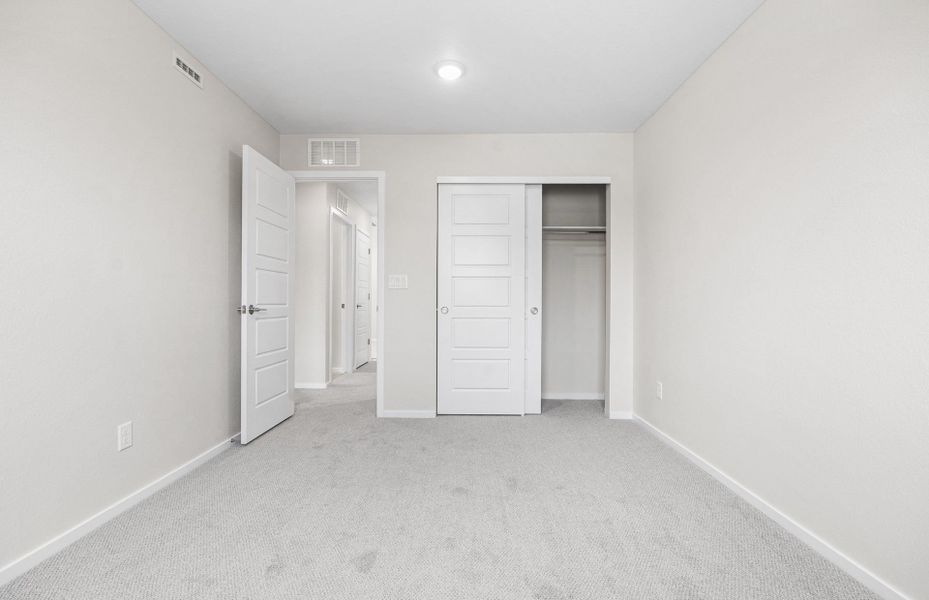 Spacious, unfurnished interior of a new home in Barefoot Village, Firestone (Image 38). Spacious, unfurnished interior of a new home in Barefoot Village, Firestone (Image 38).