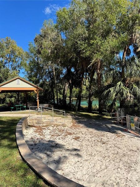 Community amenities in , Dunnellon (Image 21).