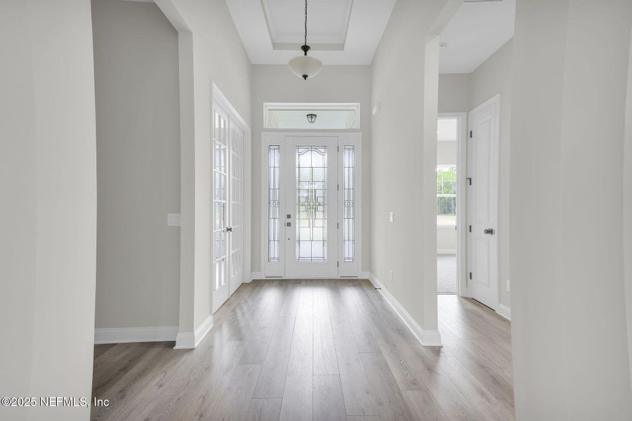 Spacious, unfurnished interior of a new home in Hidden Creek at SilverLeaf 70' Series, St. Augustine (Image 11).