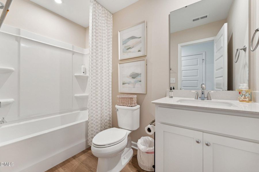 16-web-or-mls-DSC02549 16-web-or-mls-DSC02549