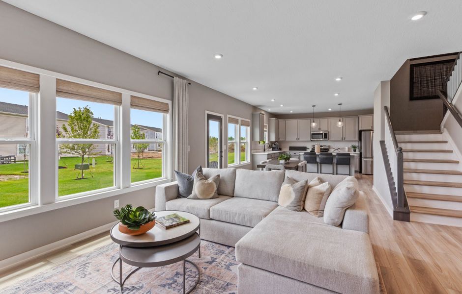 Representative furnished interior of a home built from the Breckenridge by Fischer Homes in Sage Woods, Dallas (Image 13).
