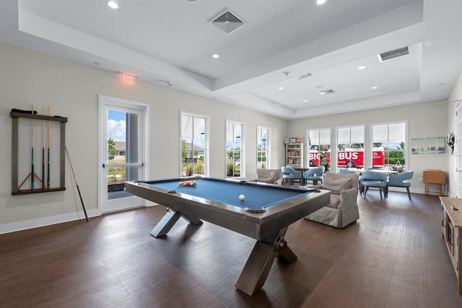 Community amenities in , Port Charlotte (Image 66).
