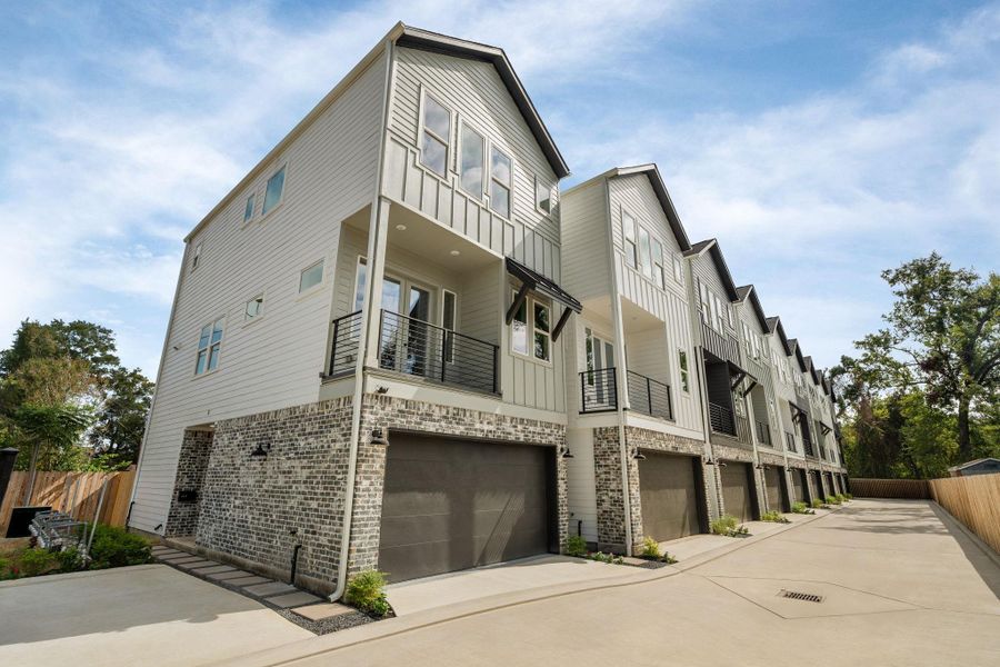 Exterior details and patio area of a home in , Houston (Image 3).