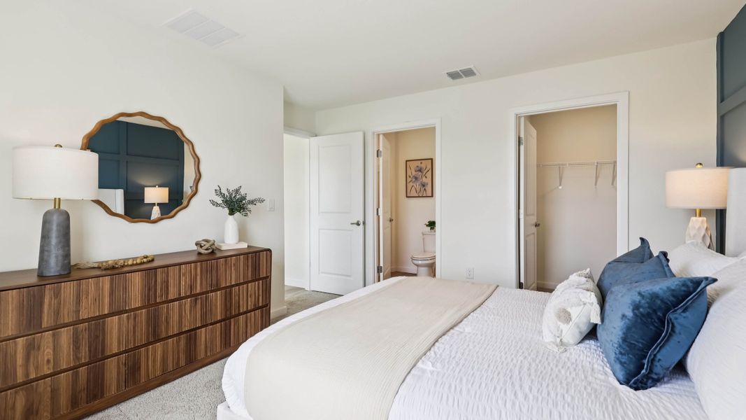 Representative furnished interior of a home built from the Freeport II by D.R. Horton in Somerset Bay, Spring Hill (Image 20). Representative furnished interior of a home built from the Freeport II by D.R. Horton in Somerset Bay, Spring Hill (Image 20).