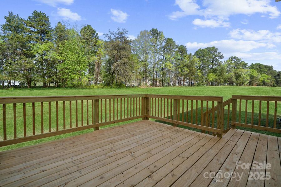 Image 8 of a home in Brownstone Ridge.