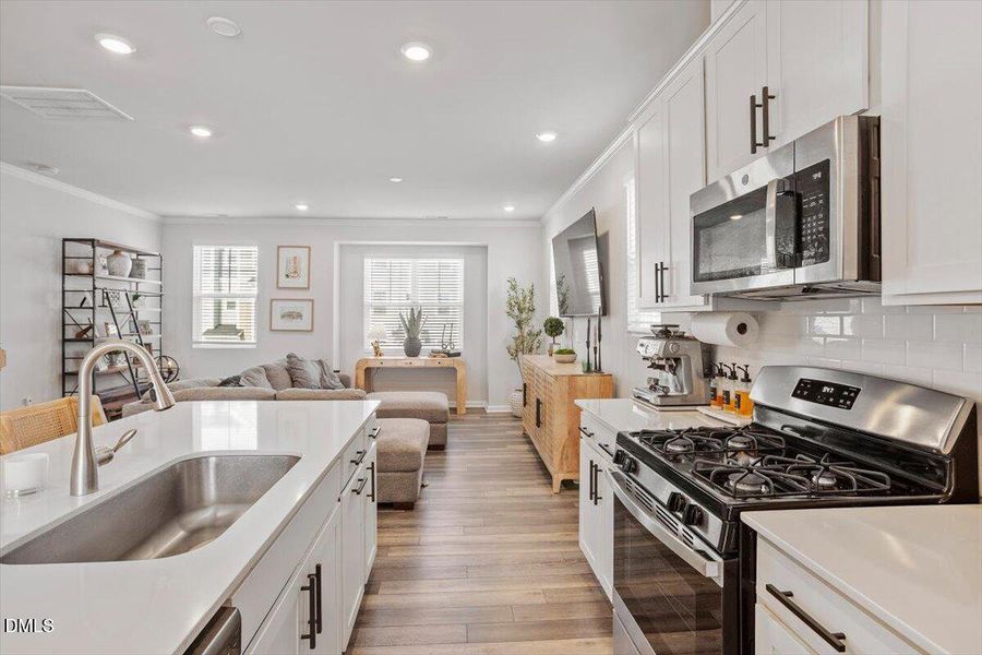 25-156 Sweet Lilac Wy [2889892]_25