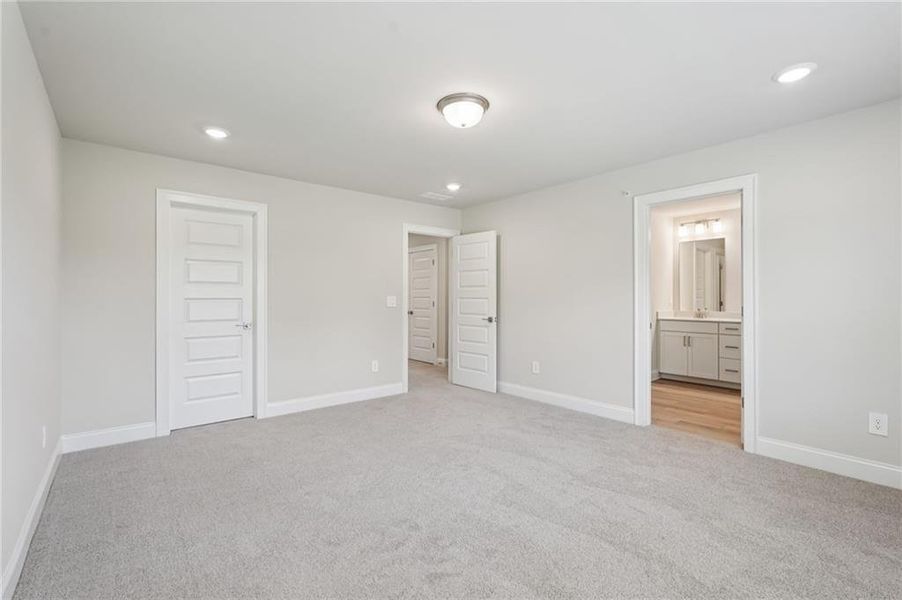 Spacious, unfurnished interior of a new home in , Cumming (Image 42).