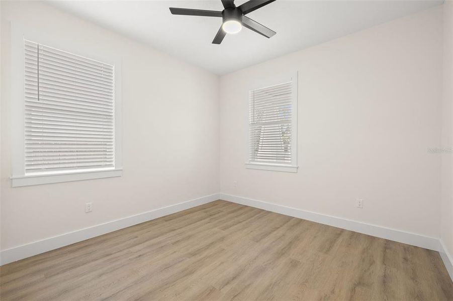 Spacious, unfurnished interior of a new home in , Tampa (Image 19).