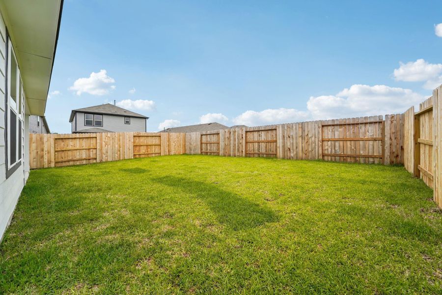 Photo is not of the actual home, but is an inspirational photo of builder’s model home and may depict options, furnishings, and/or decorator features that are not included Photo is not of the actual home, but is an inspirational photo of builder’s model home and may depict options, furnishings, and/or decorator features that are not included