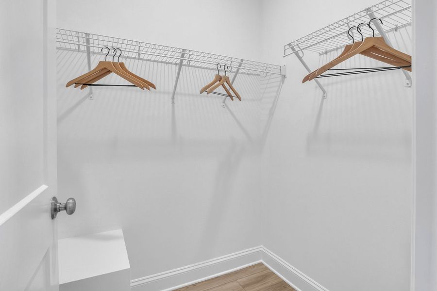 Walk-in Closet