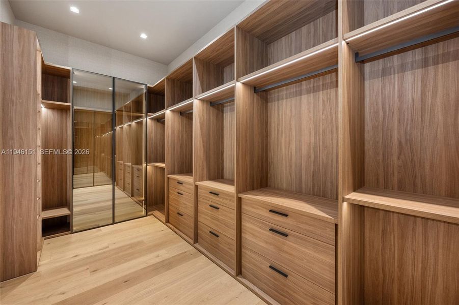 Furnished interior view inside a new home in , Pinecrest (Image 50).