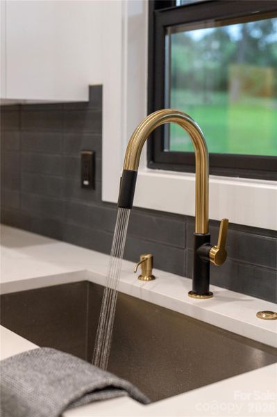 Kitchen Faucet