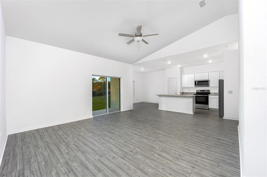 Spacious, unfurnished interior of a new home in Poinciana, Poinciana (Image 14). Spacious, unfurnished interior of a new home in Poinciana, Poinciana (Image 14).