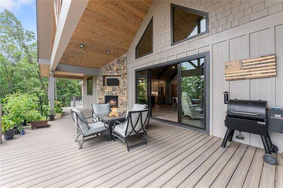 Exterior details and patio area of a home in , Cleveland (Image 33).