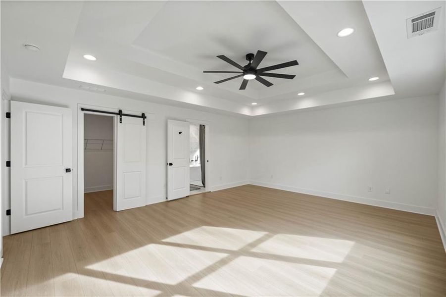 Spacious, unfurnished interior of a new home in , Atlanta (Image 69).