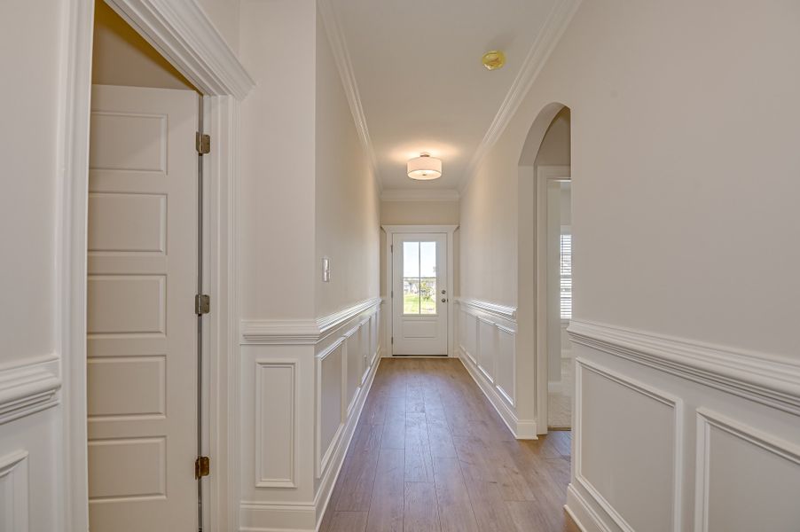 Spacious, unfurnished interior of a new home in The Sanctuary, Aiken (Image 15).