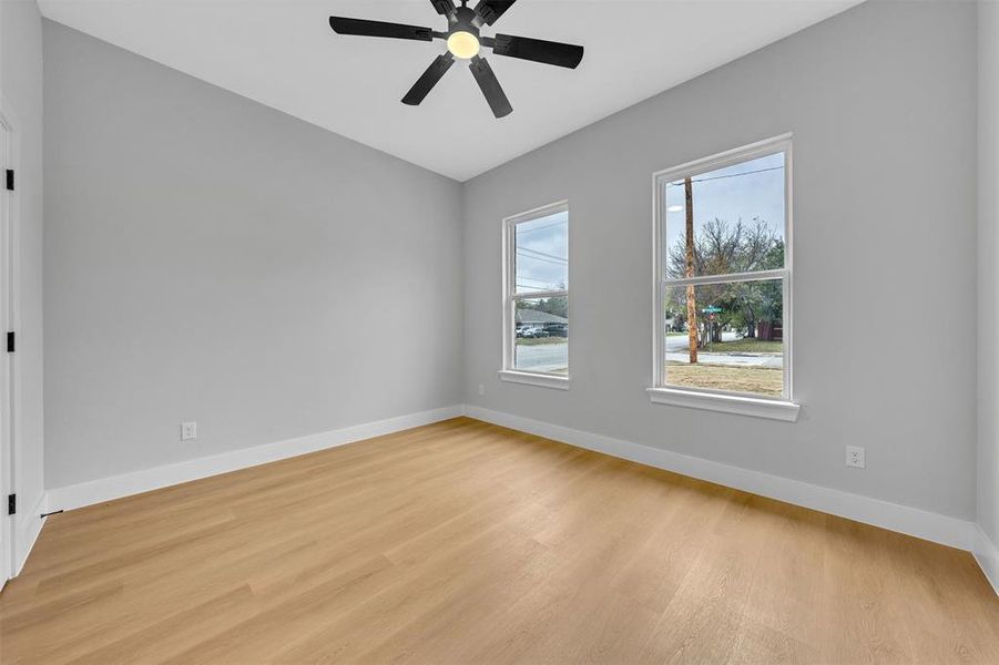 Spacious, unfurnished interior of a new home in , Grand Prairie (Image 18). Spacious, unfurnished interior of a new home in , Grand Prairie (Image 18).