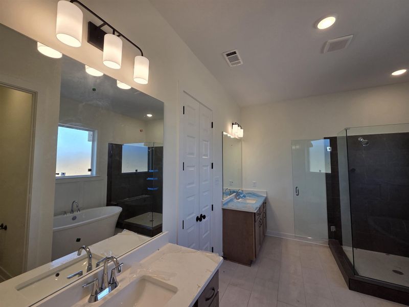 Furnished interior view inside a new home in Twin Oaks, Oakland (Image 8).