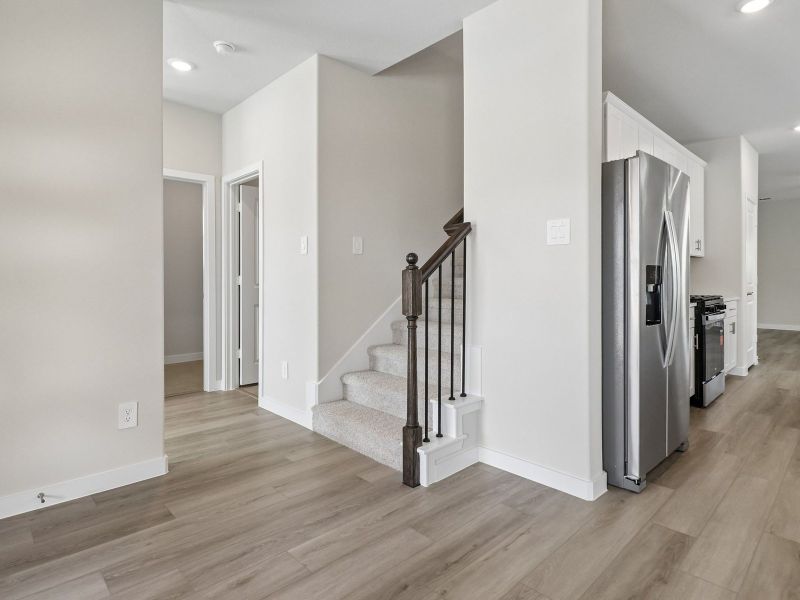 Spacious, unfurnished interior of a new home in Cibolo Hills West - Spring Series, Fort Worth (Image 13).
