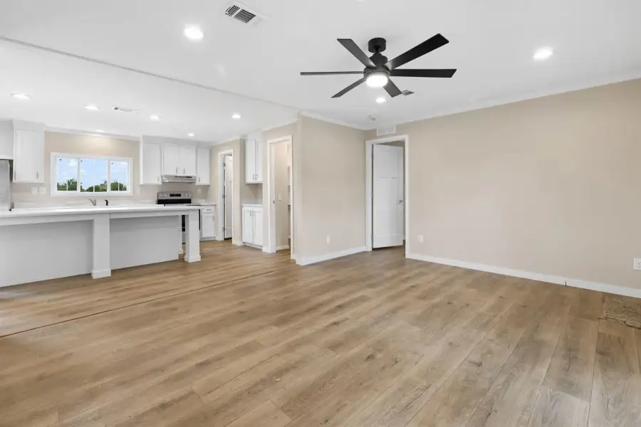39-web-or-mls-16918 Property-36