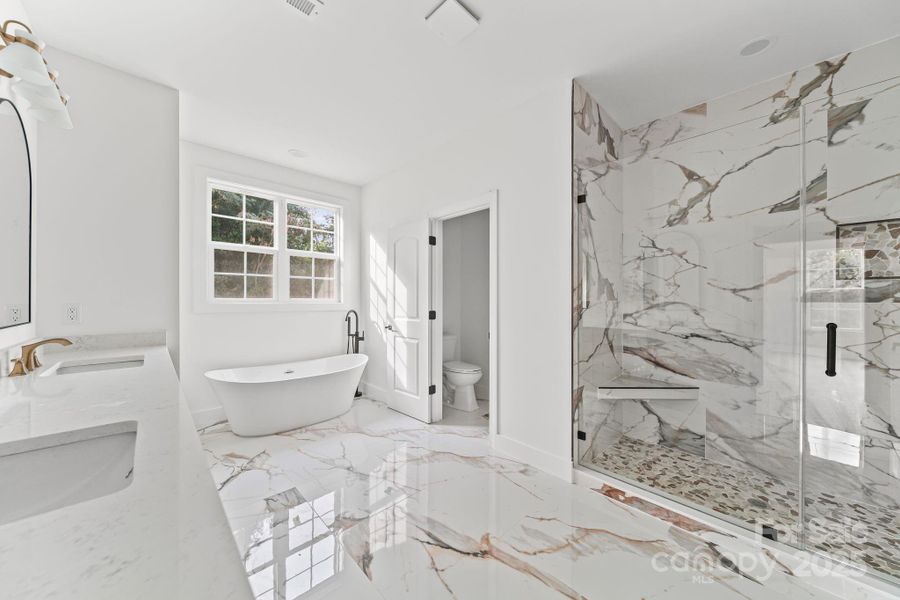 Furnished interior view inside a new home in , Kannapolis (Image 12).