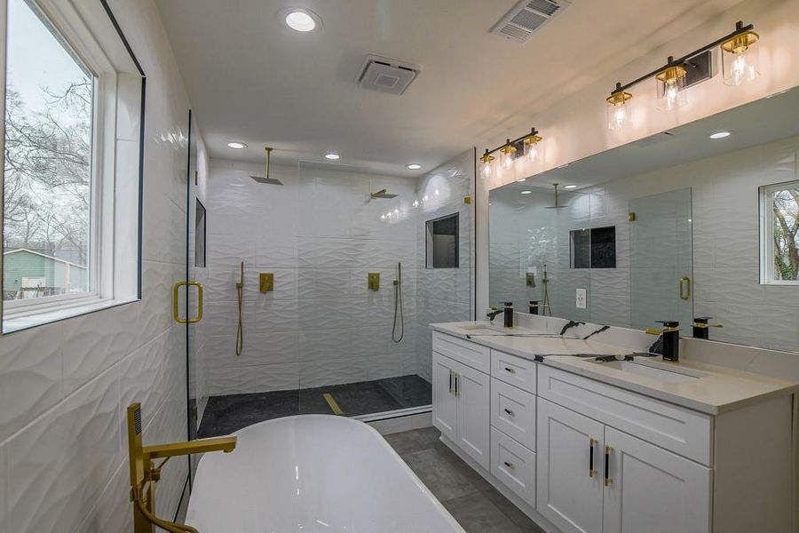 Furnished interior view inside a new home in , Atlanta (Image 6).