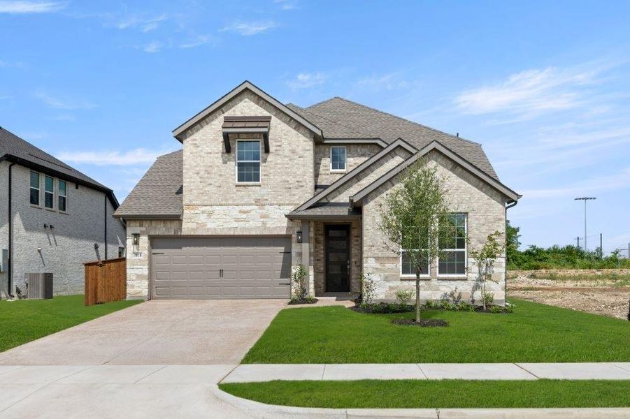 02. 3018 Wallis - Front 02. 3018 Wallis - Front