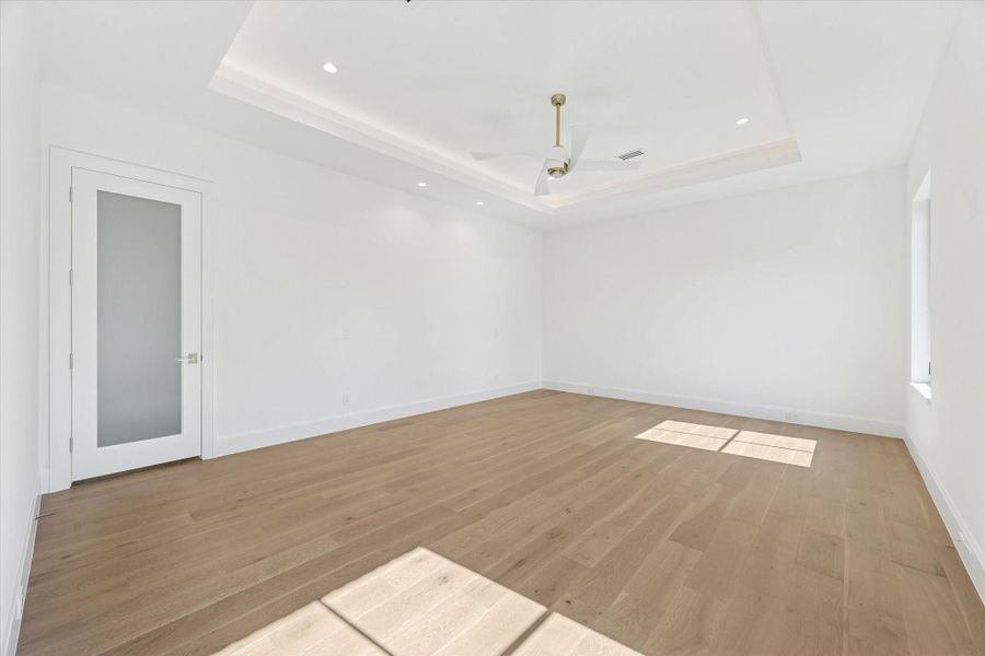 Spacious, unfurnished interior of a new home in , Houston (Image 33). Spacious, unfurnished interior of a new home in , Houston (Image 33).