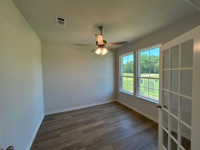Spacious, unfurnished interior of a new home in Terra Escalante, Blue Ridge (Image 7).