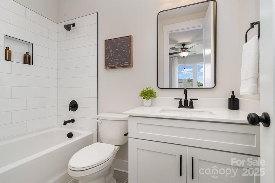 Image 17 of a home in .