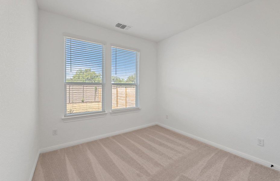 Spacious, unfurnished interior of a new home in Horizon Lake, Leander (Image 16). Spacious, unfurnished interior of a new home in Horizon Lake, Leander (Image 16).