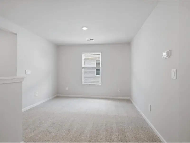 Spacious, unfurnished interior of a new home in Pleasant Brook, Greenville (Image 12).