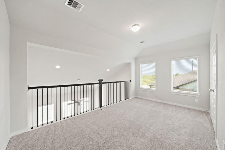 Spacious, unfurnished interior of a new home in Briarwood Crossing, Rosenberg (Image 19). Spacious, unfurnished interior of a new home in Briarwood Crossing, Rosenberg (Image 19).