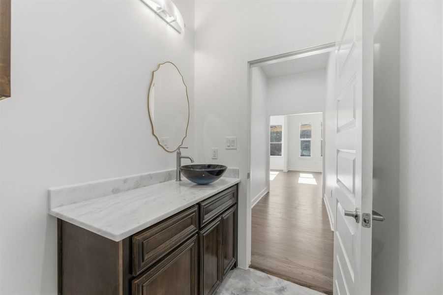 Furnished interior view inside a new home in , Dallas (Image 11).