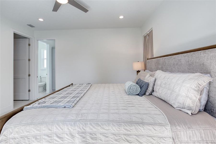 Furnished interior view inside a new home in , Daytona Beach (Image 52).