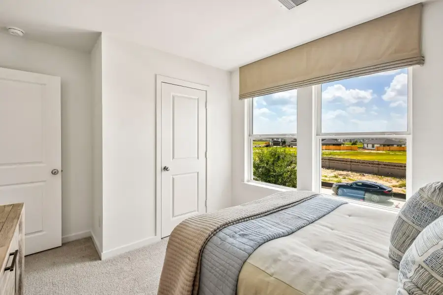 Furnished interior view inside a new home in Hockley Meadows, Hockley (Image 32).