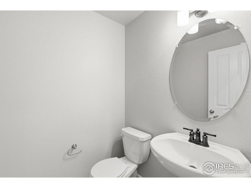 Furnished interior view inside a new home in Cordovan, Longmont (Image 9).