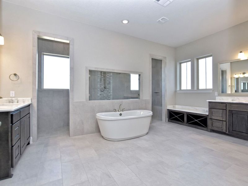 Representative furnished interior of a home built from the Siena II by Giddens Homes in Clearwater Ranch, Liberty Hill (Image 115).