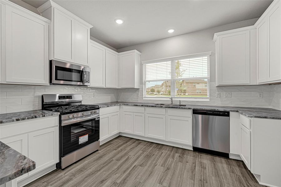 Furnished interior view inside a new home in Rollingbrook Estates, Baytown (Image 11).
