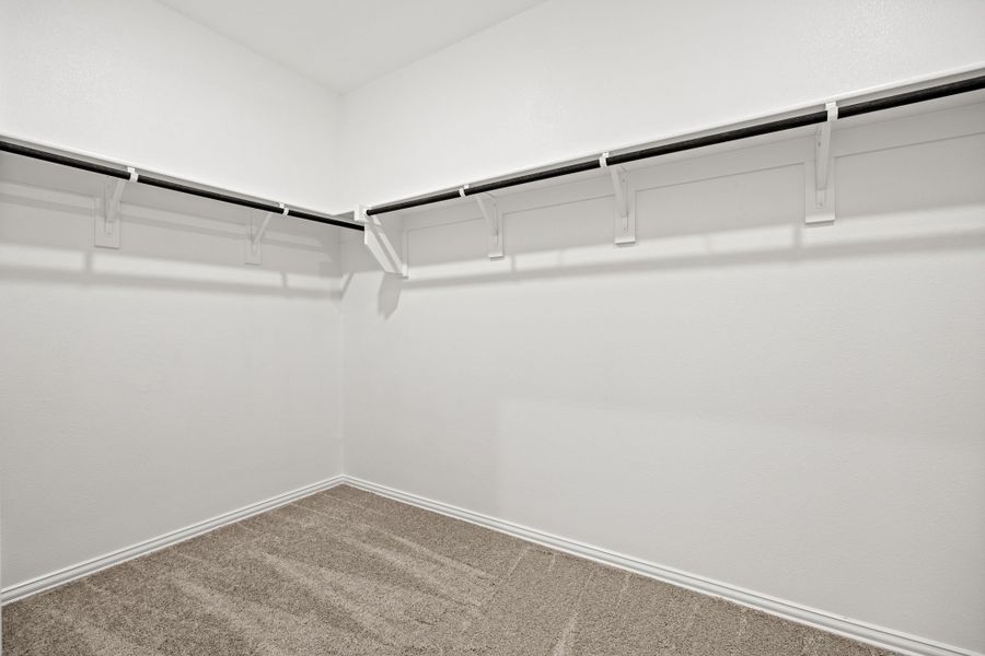 Spacious, unfurnished interior of a new home in Kings Way, Denton (Image 3).