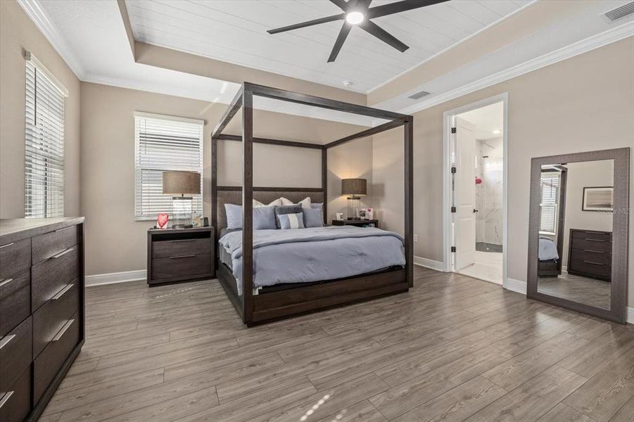 Furnished interior view inside a new home in , Lakewood Ranch (Image 32).