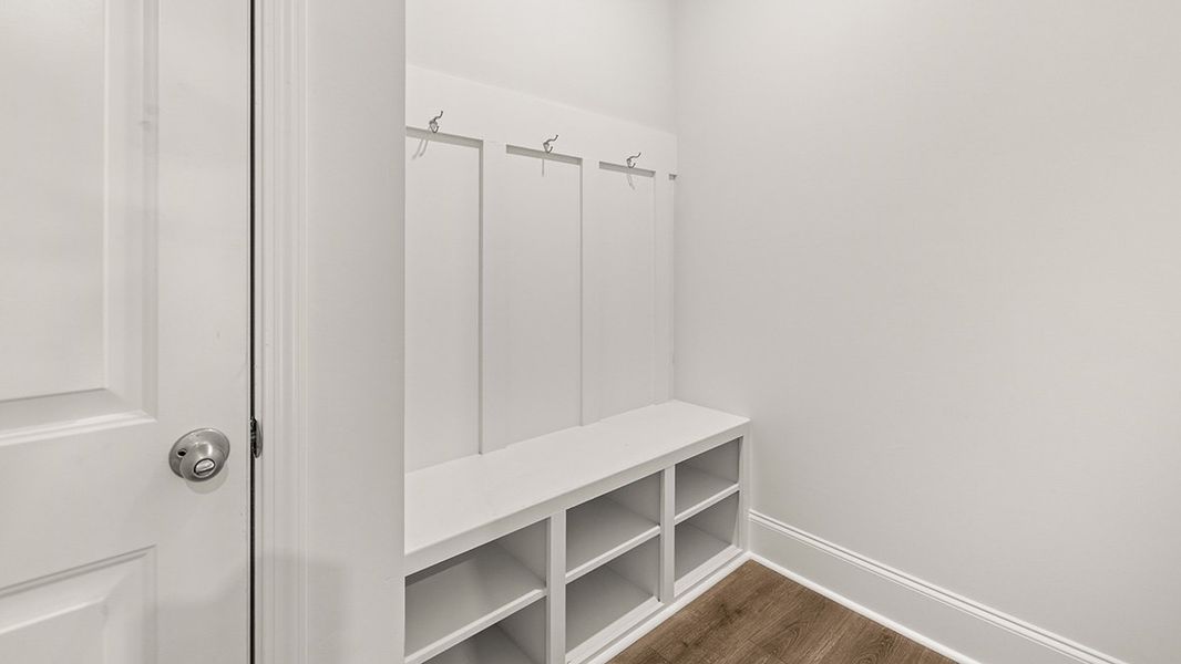 Representative furnished interior of a home built from the BELLVIEW by D.R. Horton in Hamptons at Riverwood South, Dallas (Image 15).