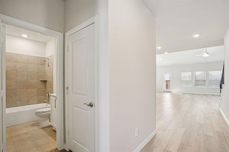 Photo is not of the actual home, but is an inspirational photo of builder’s model home and may depict options, furnishings, and/or decorator features that are not included. Photo is not of the actual home, but is an inspirational photo of builder’s model home and may depict options, furnishings, and/or decorator features that are not included.