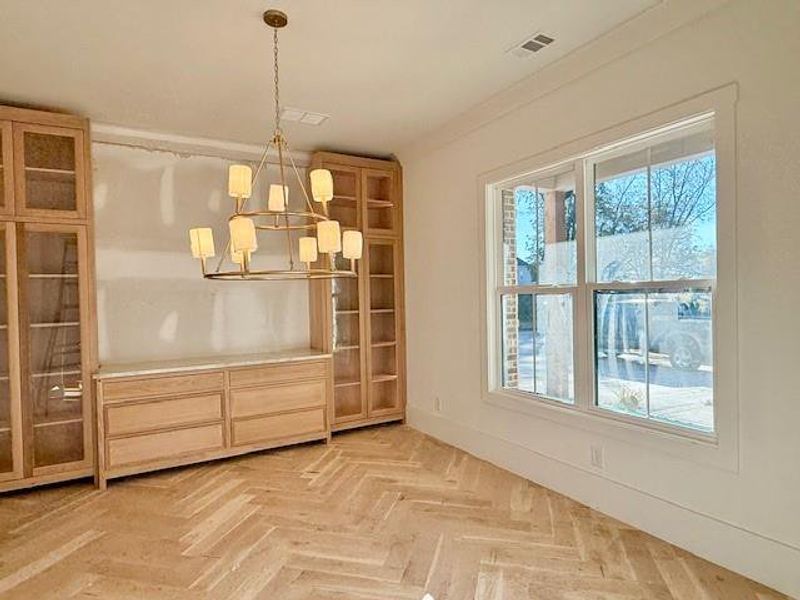 Spacious, unfurnished interior of a new home in , Buford (Image 10).