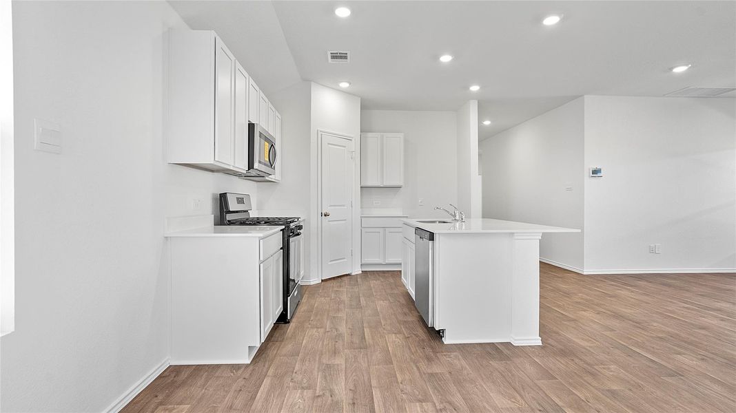 Furnished interior view inside a new home in Marigold, Kyle (Image 5).
