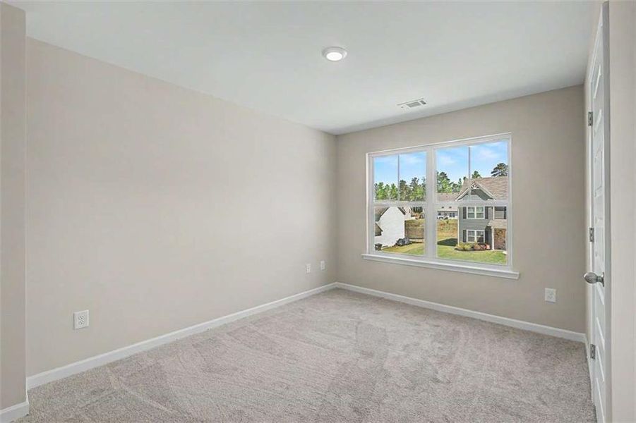 Spacious, unfurnished interior of a new home in Traditions at Cedarcrest, Dallas (Image 32).