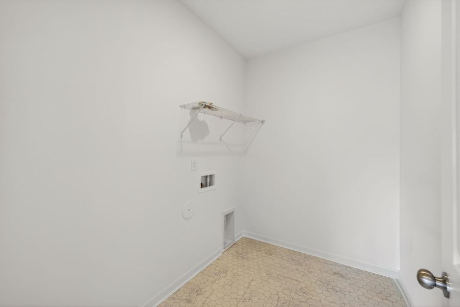 Spacious, unfurnished interior of a new home in Edgewater - Cottage Greens, Lancaster (Image 25).