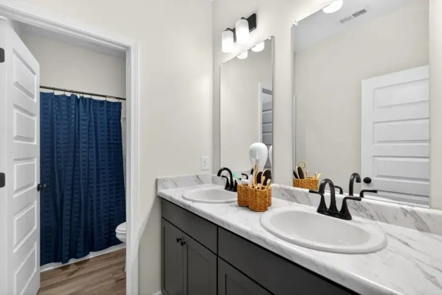 Furnished interior view inside a new home in Laurel Creek, Calhoun (Image 26).